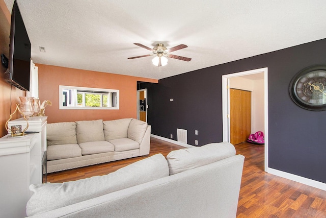 3924 Oakland Dr, Kalamazoo, MI 49008 - photo 6