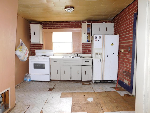 229 S Pleasant St, Watervliet, MI 49098 - photo 12