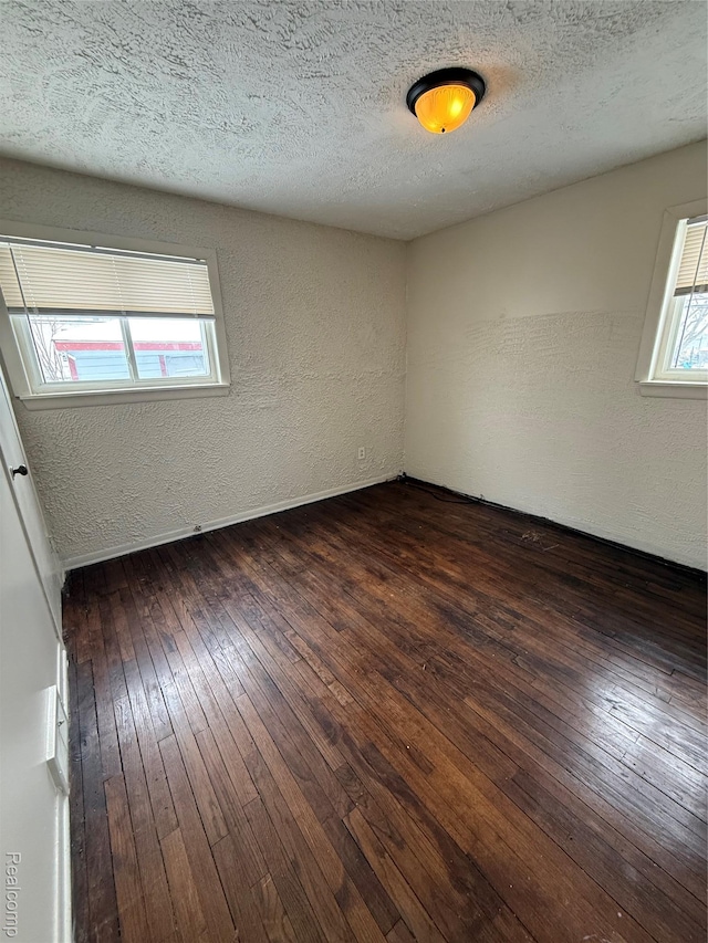 6865 Edgeton, Hamtramck, MI 48212 - photo 4