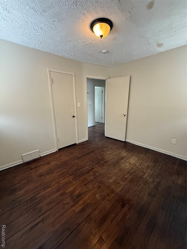 6865 Edgeton, Hamtramck, MI 48212 - photo 6