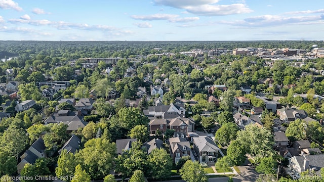 532 Wallace St, Southfield, MI 48009 - aerial perspective of suburban area