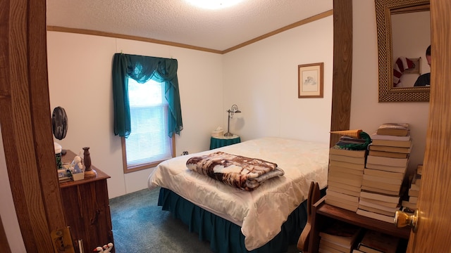 1410 Country View Ct NW, Sparta, MI 49345 - carpeted bedroom featuring crown molding and a textured ceiling