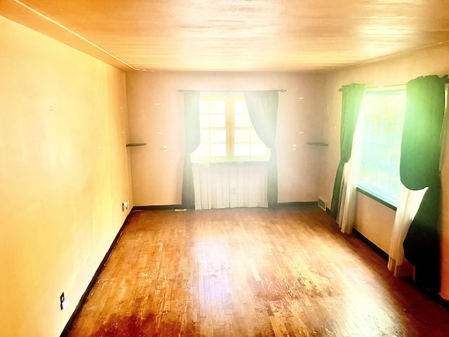 3333 5th St, Muskegon, MI 49444 - photo 5