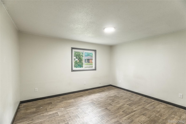 8053 Leadley Ave, Genesee, MI 48458 - photo 13