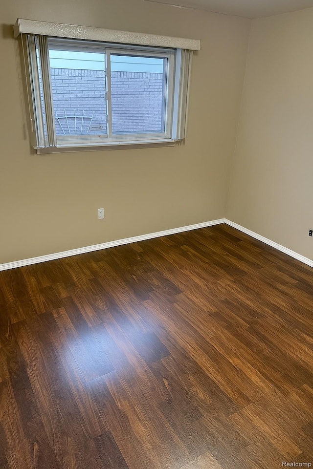 3942 Byrd Dr, Sterling Heights, MI 48310 - photo 9