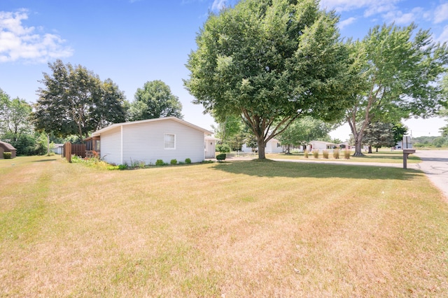 18165 Shamrock Blvd, Big Rapids, MI 49307 - view of green lawn