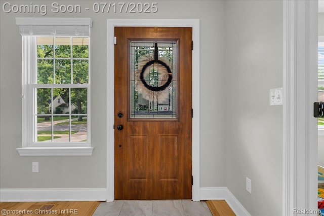 1305 Wyandotte Ave, Royal Oak, MI 48067 - entrance foyer with plenty of natural light and light tile patterned flooring