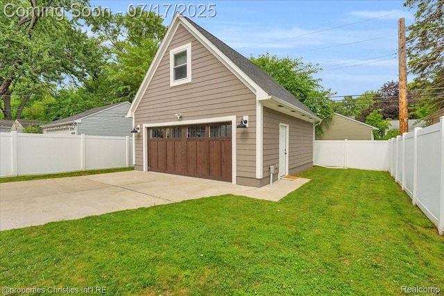1305 Wyandotte Ave, Royal Oak, MI 48067 - garage featuring a garage