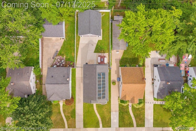 1305 Wyandotte Ave, Royal Oak, MI 48067 - aerial view of residential area with property boundaries highlighted