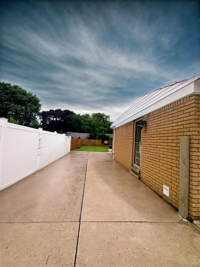 25631 Statler St, Taylor, MI 48180 - view of patio / terrace