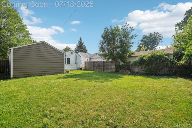 135 E Guthrie Ave, Madison Heights, MI 48071 - photo 20