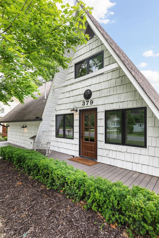 379 S Shore Dr, Suttons Bay, MI 49682