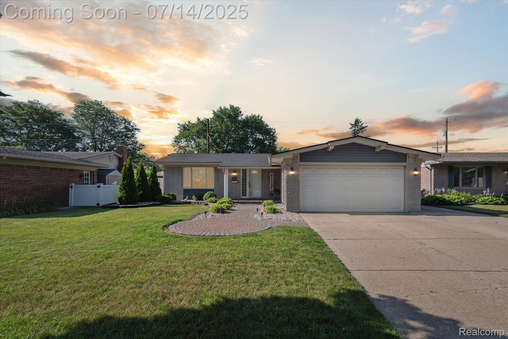 38291 Summers St, Livonia, MI 48154 - photo 1