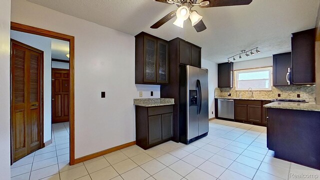 8252 Tinkler Rd, Sterling Heights, MI 48312 - photo 13