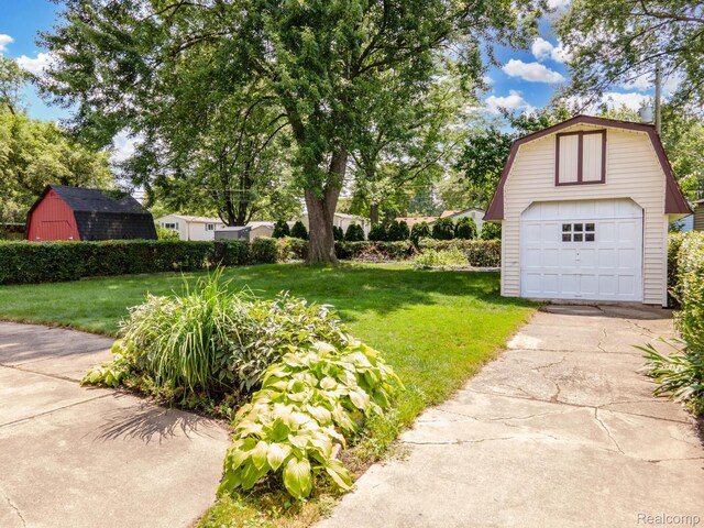 8252 Tinkler Rd, Sterling Heights, MI 48312 - photo 50