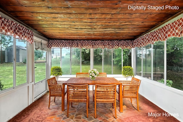 1435 Sweet St NE, Grand Rapids, MI 49505 - view of sunroom / solarium