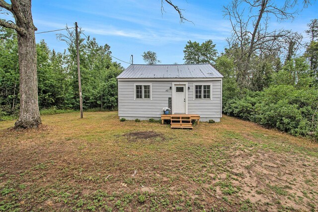 42 E Parkdale Dr, Idlewild, MI 49642 - photo 3