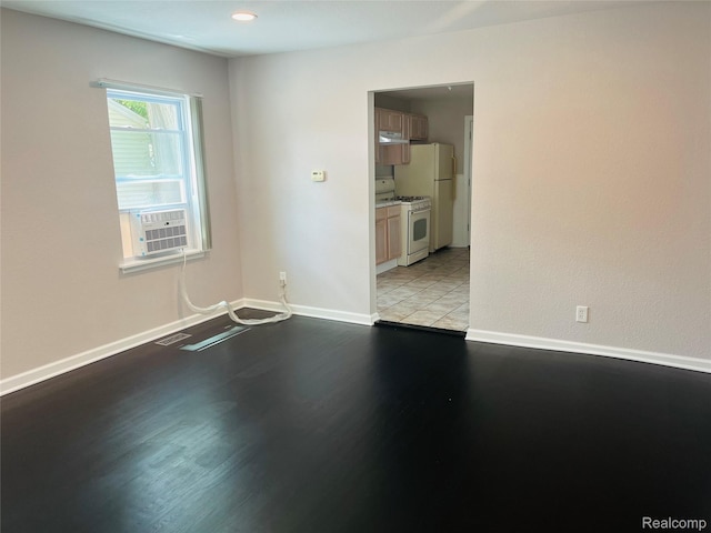 21441 Atlantic Ave, Warren, MI 48091 - photo 5