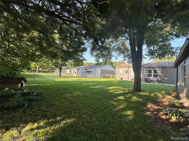 753 Lincoln St, Lapeer, MI 48446 - photo 25