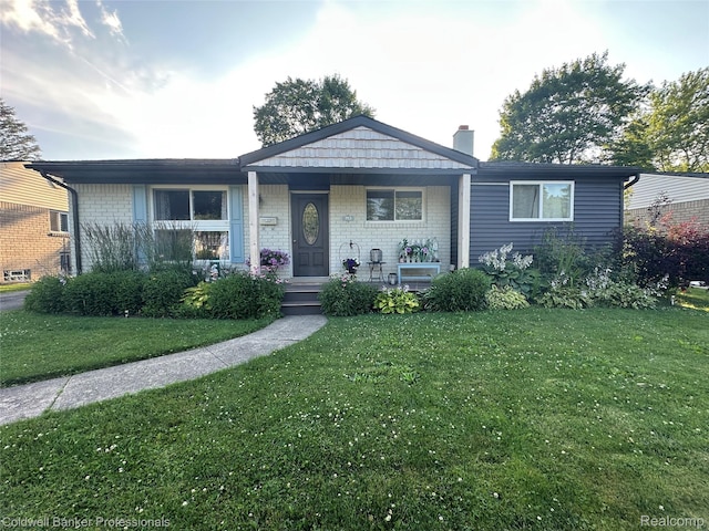 753 Lincoln St, Lapeer, MI 48446 - photo 1