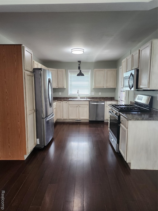 5867 Capac Rd, Mussey, MI 48014 - photo 4