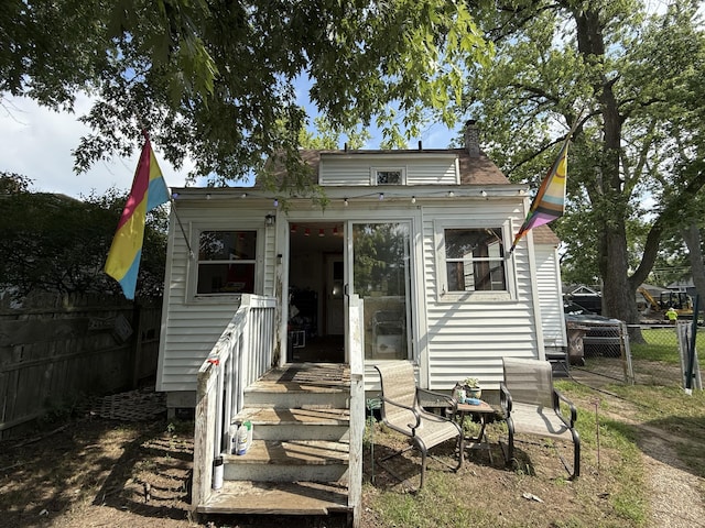 26 Edna Ave, Pontiac, MI 48341 - view of front of property with a chimney