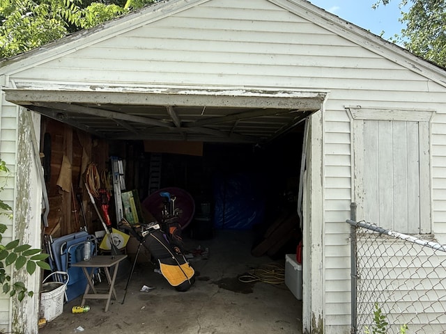 26 Edna Ave, Pontiac, MI 48341 - view of garage