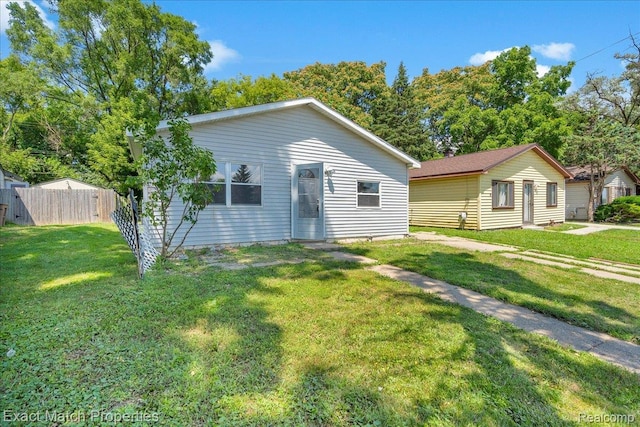 104 W Mansfield Ave, Pontiac, MI 48340 - photo 3