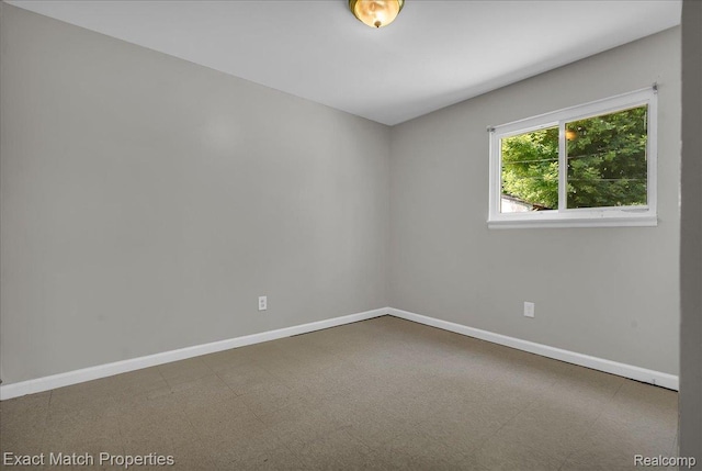 104 W Mansfield Ave, Pontiac, MI 48340 - photo 12