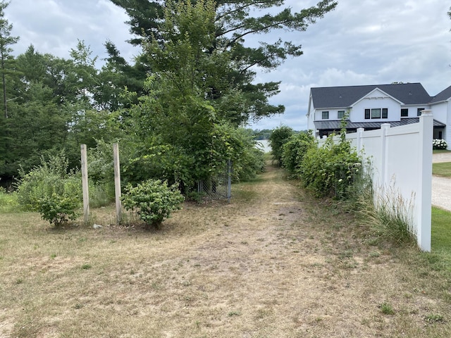 2031 E Oak St, Newaygo, MI 49337 - view of yard