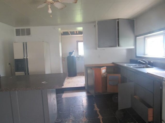 809 Washington St, Nashville, MI 49073 - photo 7