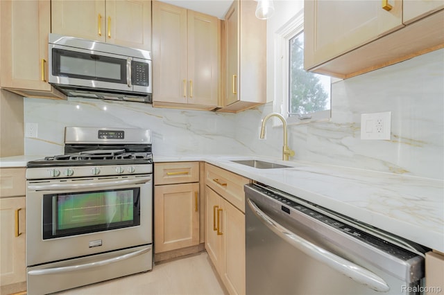 22520 Francis St, Sterling Heights, MI 48082 - photo 12