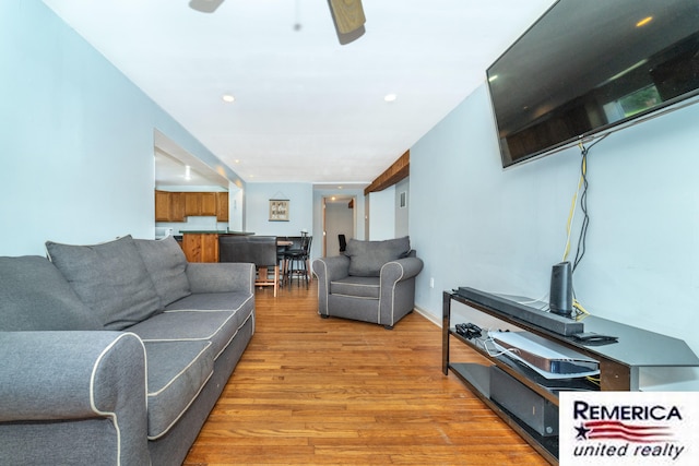 9420 Van Antwerp Rd, Brighton, MI 48116 - living area featuring light wood-style flooring, a ceiling fan, and recessed lighting
