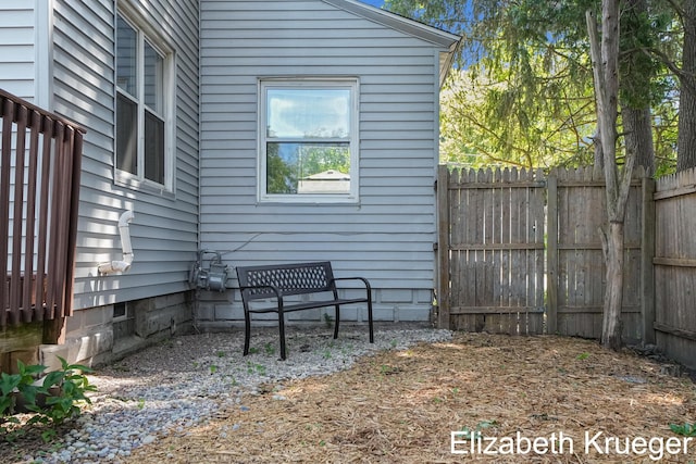 1215 Emerald Ave NE, Grand Rapids, MI 49505 - view of side of home