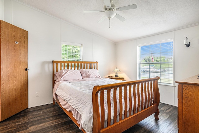 432 Spaulding Dr, Coldwater, MI 49036 - bedroom featuring lofted ceiling, wood finished floors, ornamental molding, a textured ceiling, and a ceiling fan