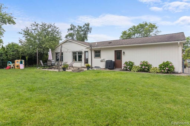 2961 Hartford Ln, Shelby Twp, MI 48316 - photo 6