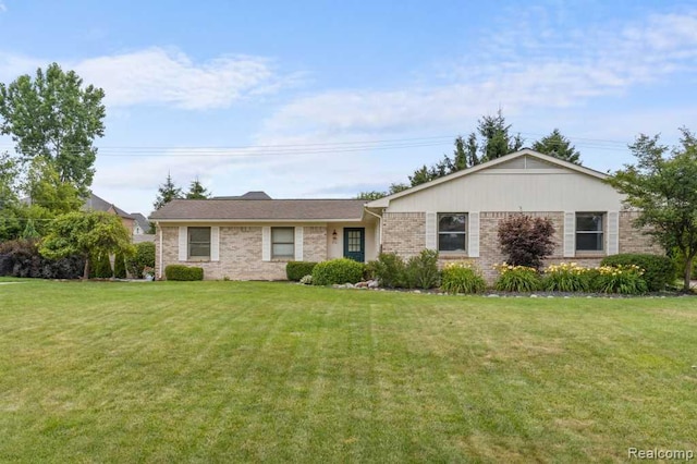 2961 Hartford Ln, Shelby Twp, MI 48316 - photo 2