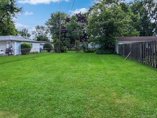 4507 Katherine St, Dearborn Heights, MI 48125 - photo 13