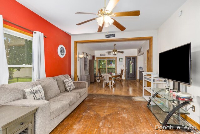 618 Washington St, Nashville, MI 49073 - photo 6