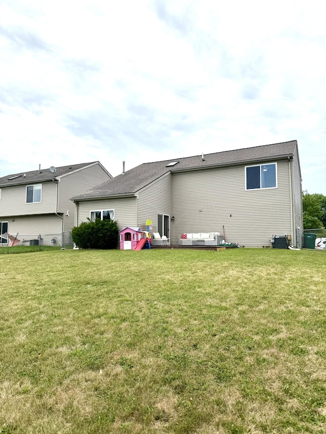7366 Maplelawn Dr, Ypsilanti, MI 48197