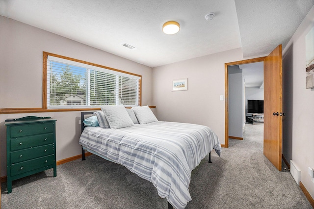1527 Wiersma Dr, Zeeland, MI 49464 - carpeted bedroom with baseboards