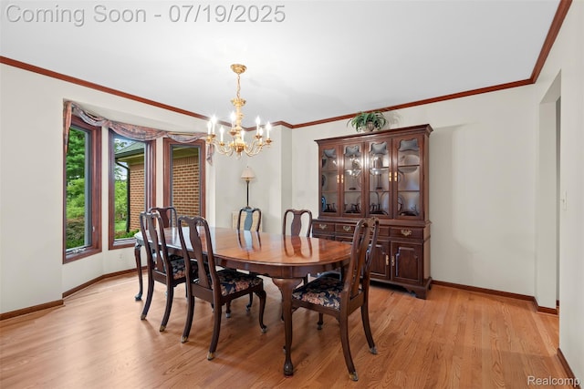 260 Forest Crest Dr, Commerce Twp, MI 48390 - dining room featuring a chandelier, light wood-style floors, and crown molding