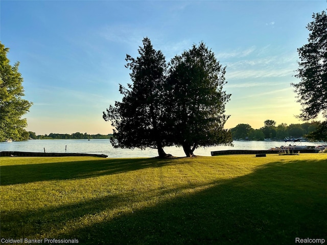 975 Boshaw Dr, Attica, MI 48412 - photo 5