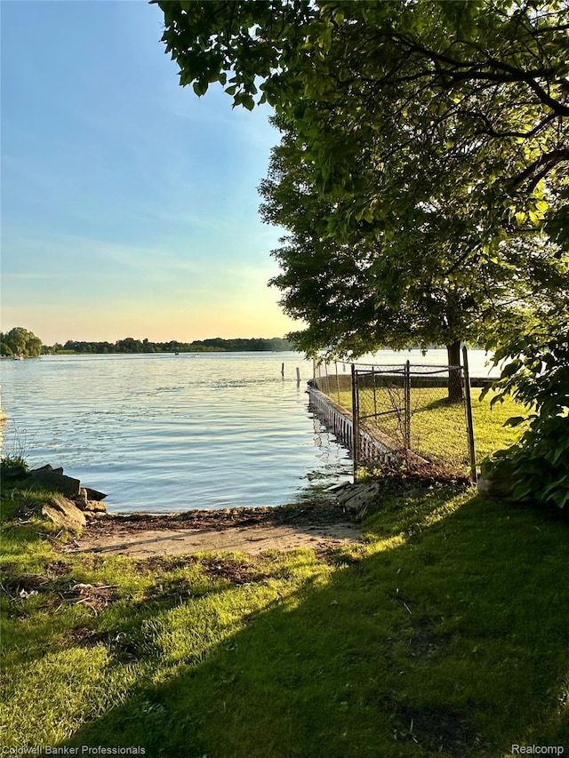 975 Boshaw Dr, Attica, MI 48412 - photo 4