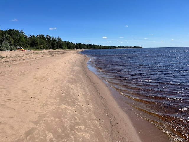 E4639 State Highway M35, Escanaba, MI 49829