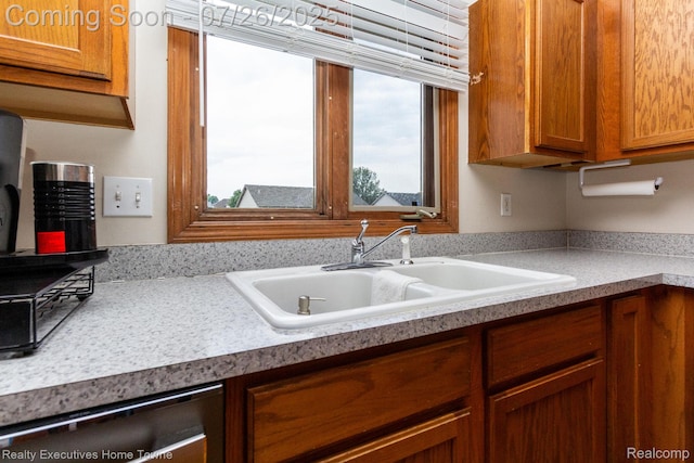 21637 Clifford Dr, Macomb, MI 48044 - photo 16