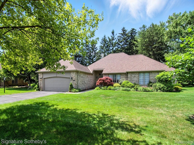 32326 Spruce Ln, Beverly Hills, MI 48025 - photo 1