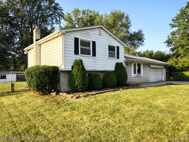 35872 Vinewood St, Romulus, MI 48174 - photo 2