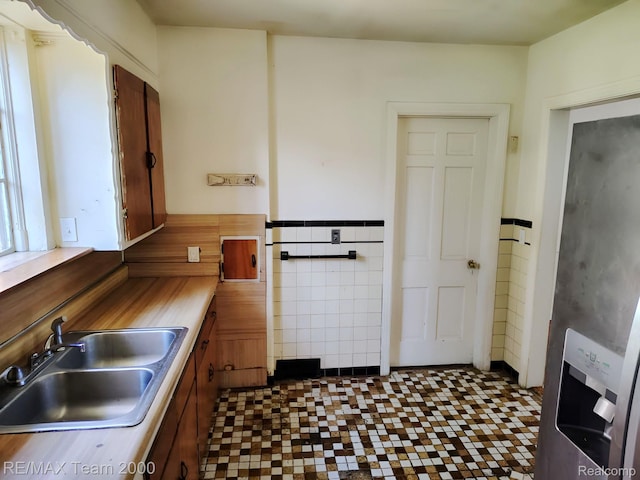 18945 Santa Barbara Dr, Detroit, MI 48221 - photo 17