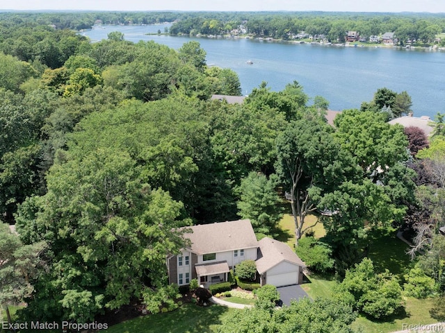 3742 Hearthstone Dr, Commerce Twp, MI 48382 - aerial view of property and surrounding area with a large body of water